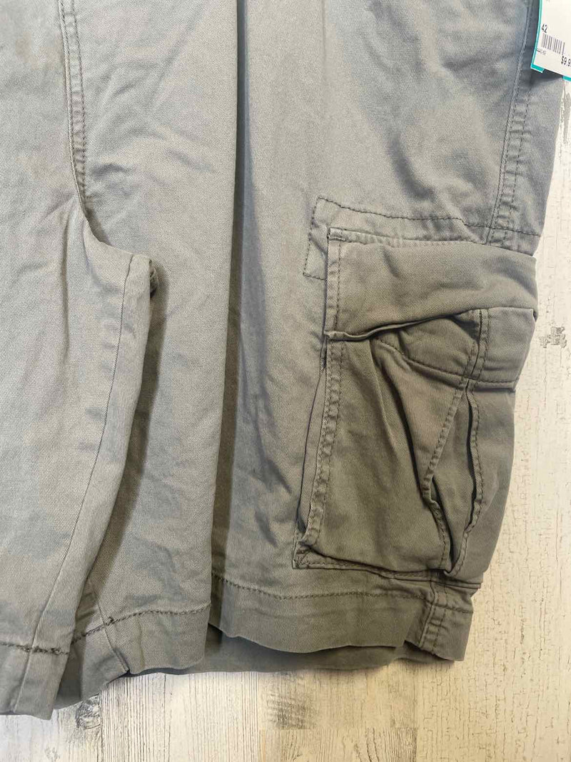 Size 42 Old Navy Shorts