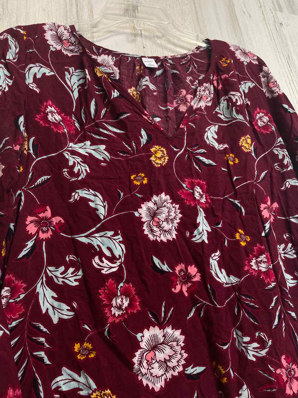 Old Navy Size M Shirt