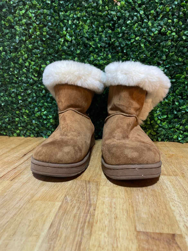 Shoe Size 9.5 Boutique Boots