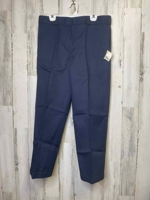 Size 36/28 Dickies Pants