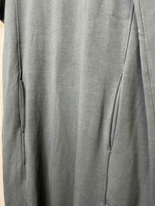 Size XL Lou & Grey Dress