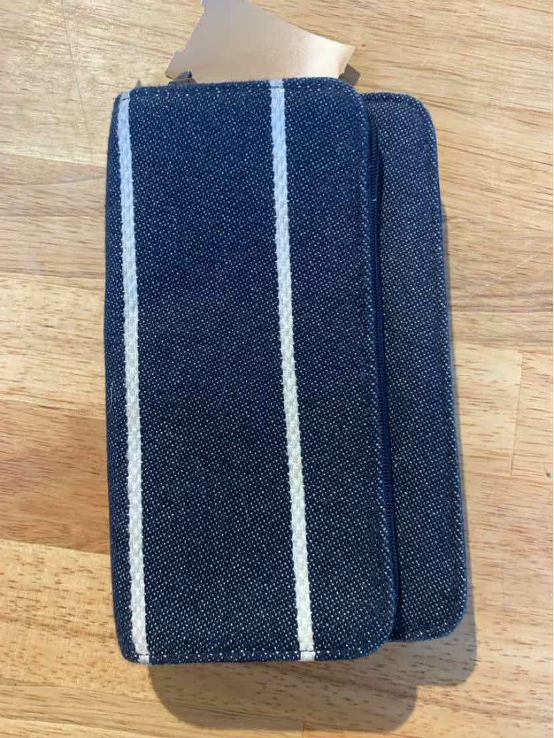 Thirty-One Wallet