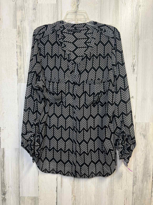 Maurices Size 2X Shirt
