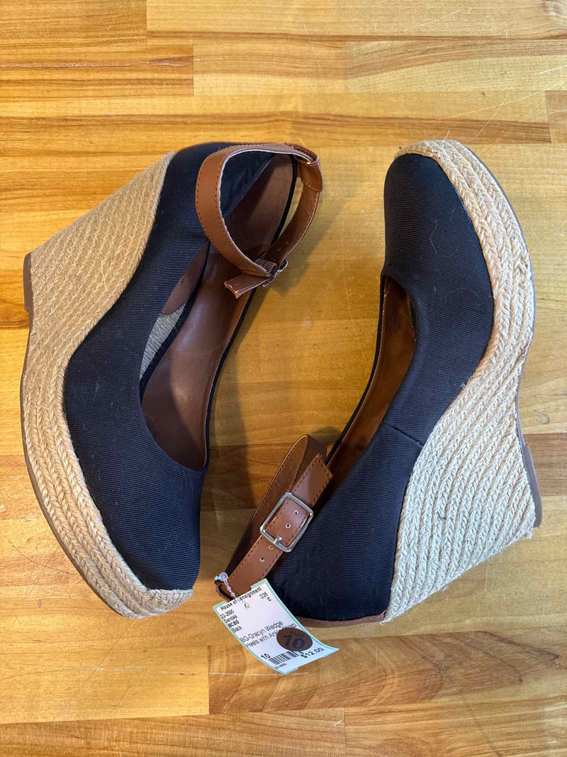 Shoe Size 10 BCBG Sandals