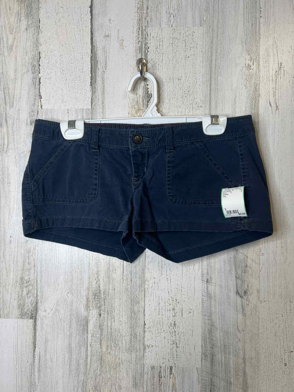 Size 3 Hollister Shorts