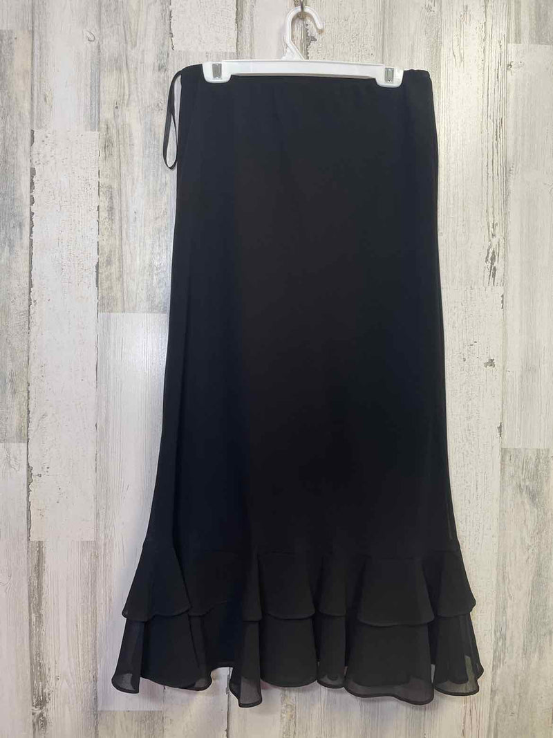 Size M Boutique Skirt