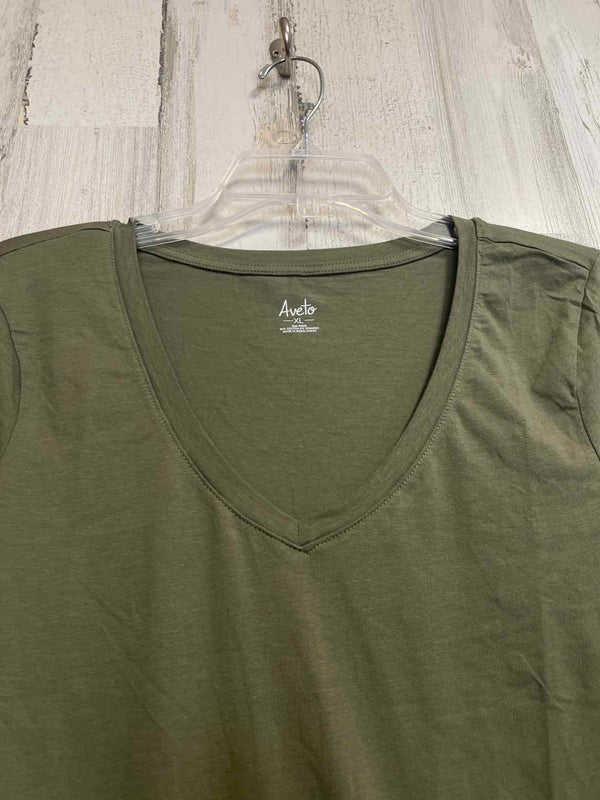 Boutique Size XL Shirt