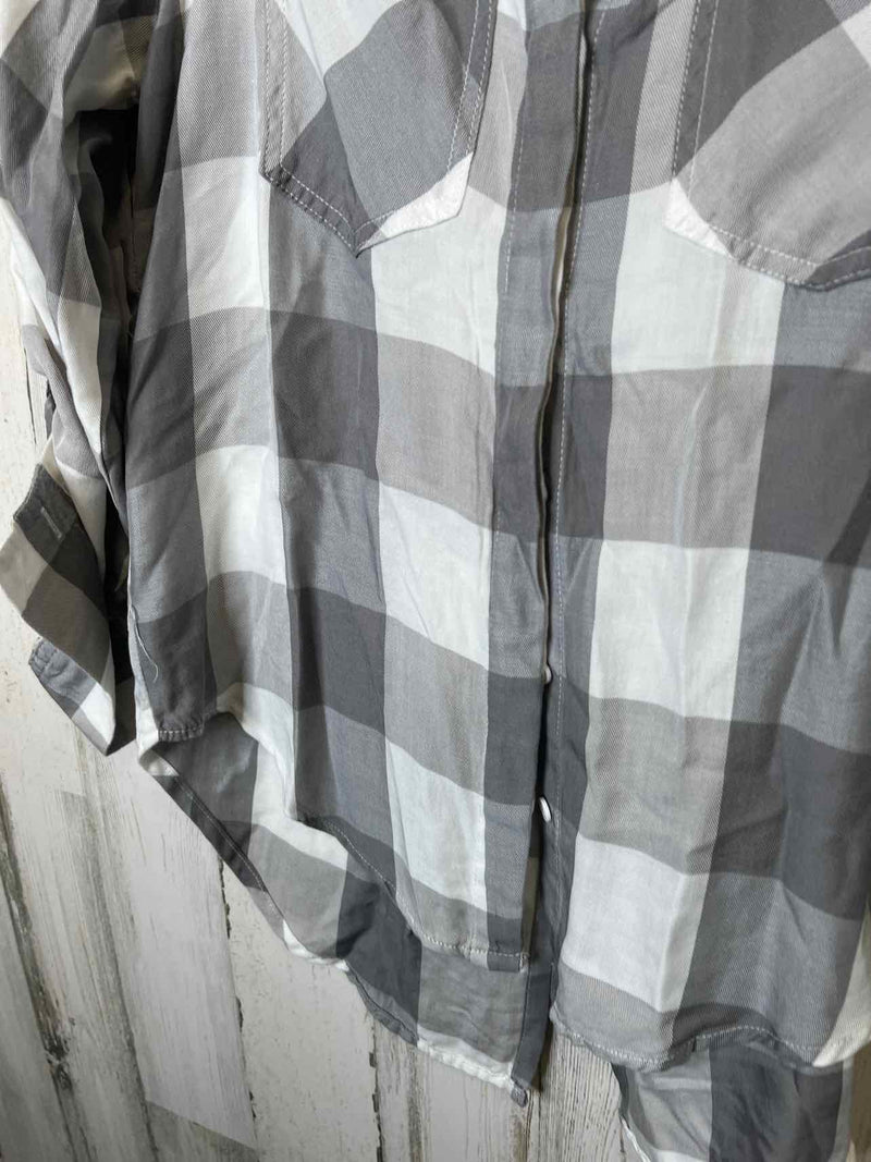 Boutique Size XL Shirt