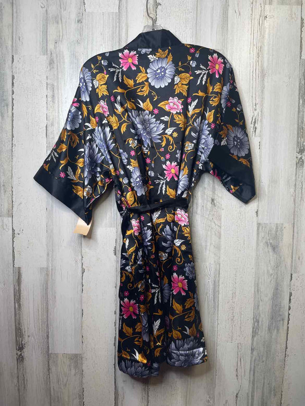 Size S Boutique Robe