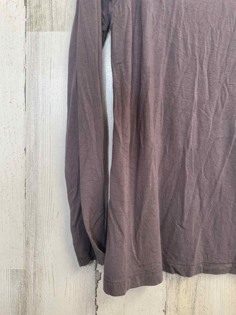 Tahari Size M Shirt