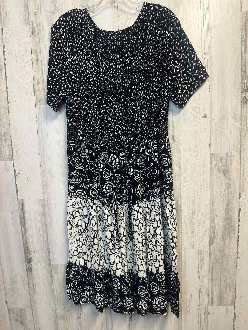 Size L Orvis Dress
