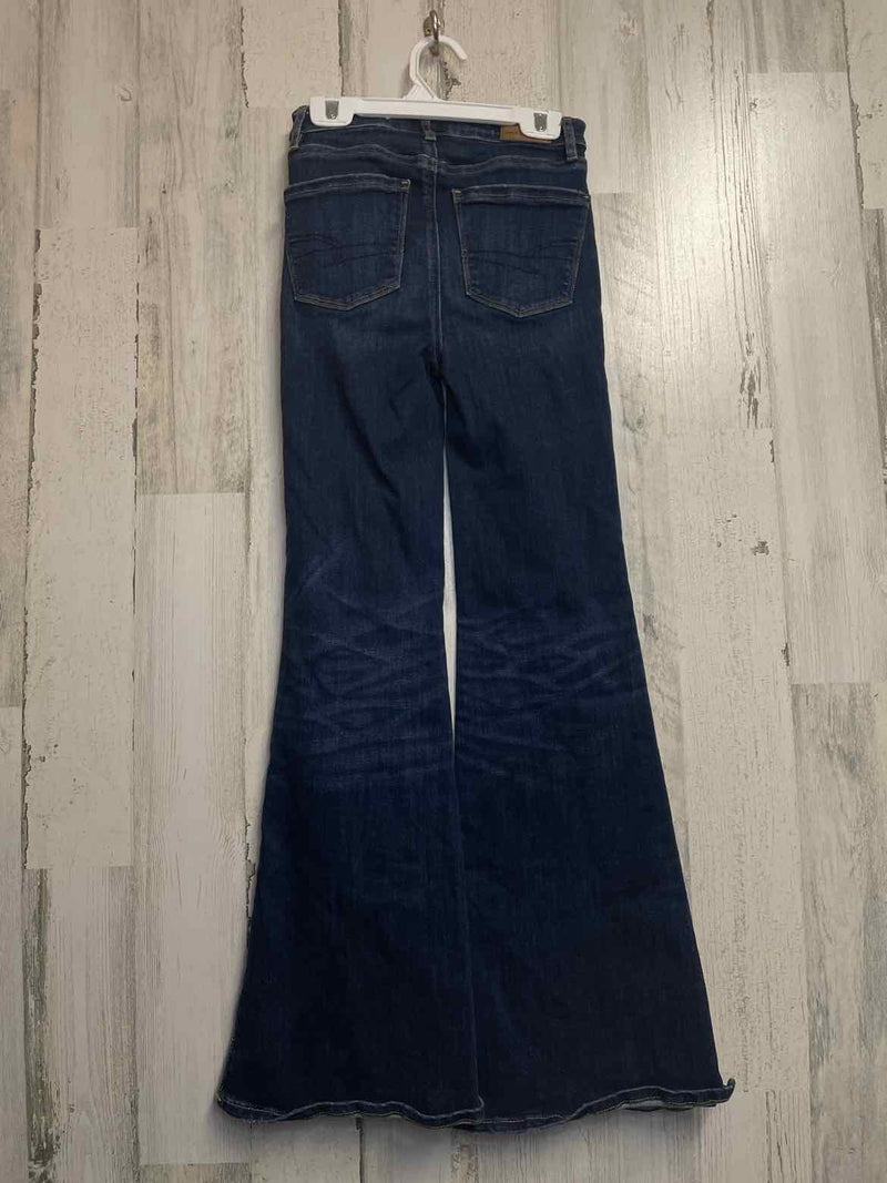 Size 000 American Eagle Jeans