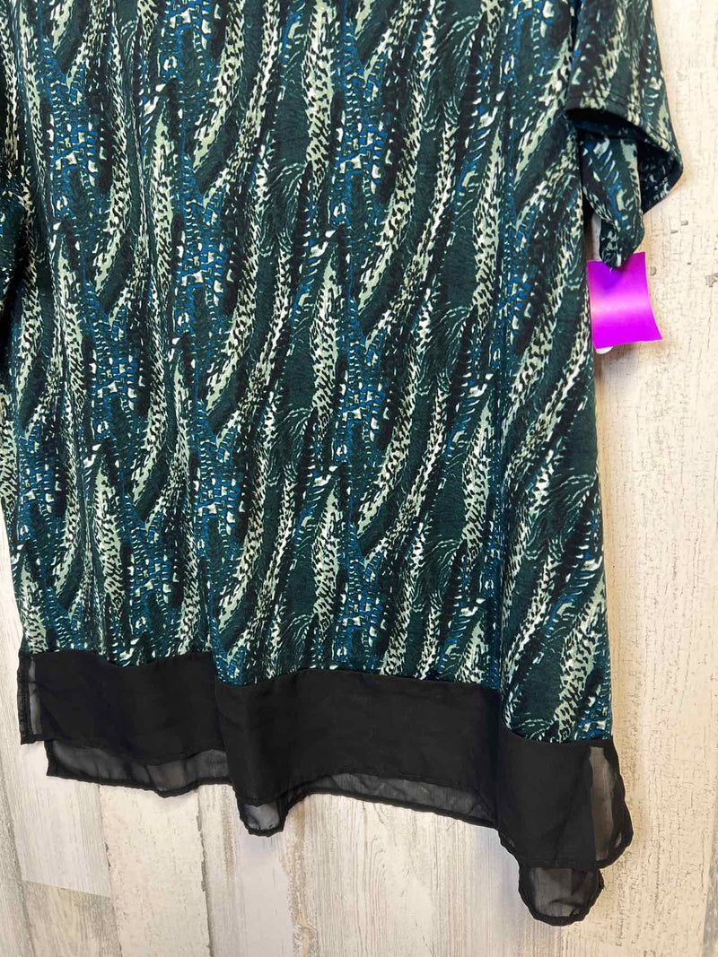 Boutique Size 2X Shirt