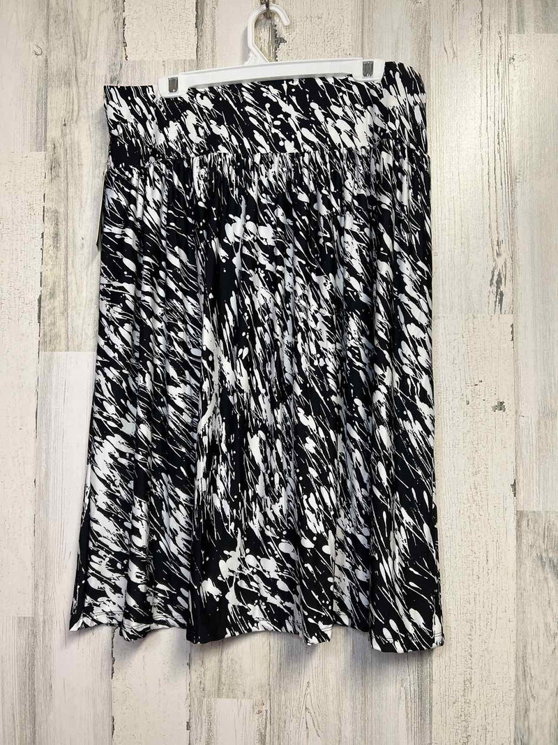 Size 2X Robert Louis Skirt