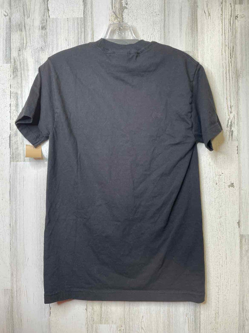 Hanes Size S Shirt