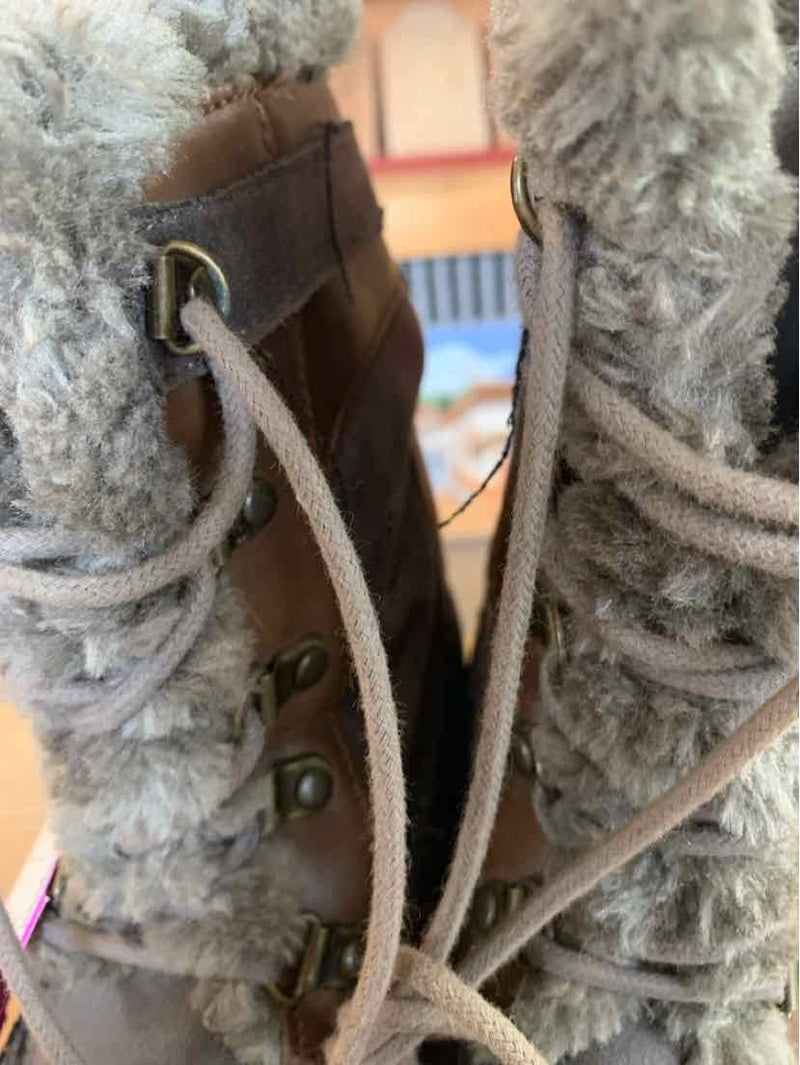 Shoe Size 8 Rock & Candy Boots