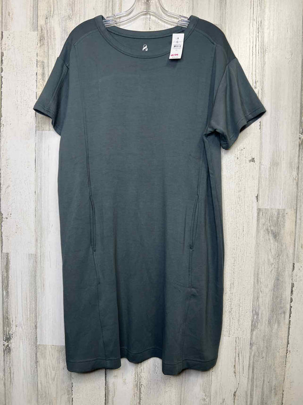 Size XL Lou & Grey Dress
