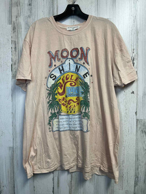 Urban Outfitters Size One Size Shirt