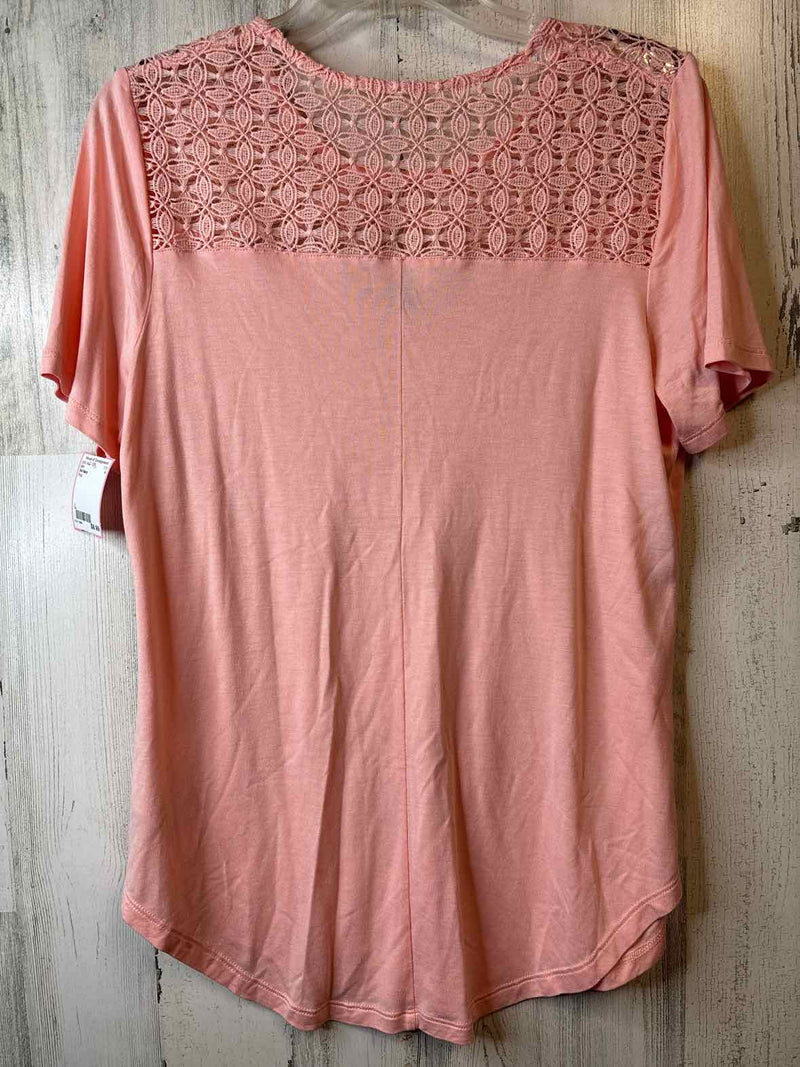 Old Navy Size L Shirt