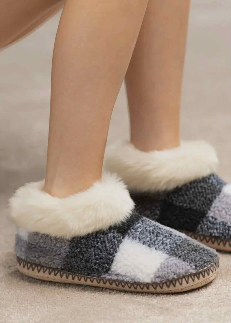 L/XL Ruggine Slippers