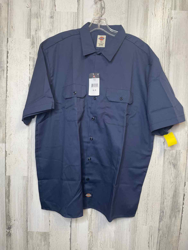 Size XL Dickies Shirt