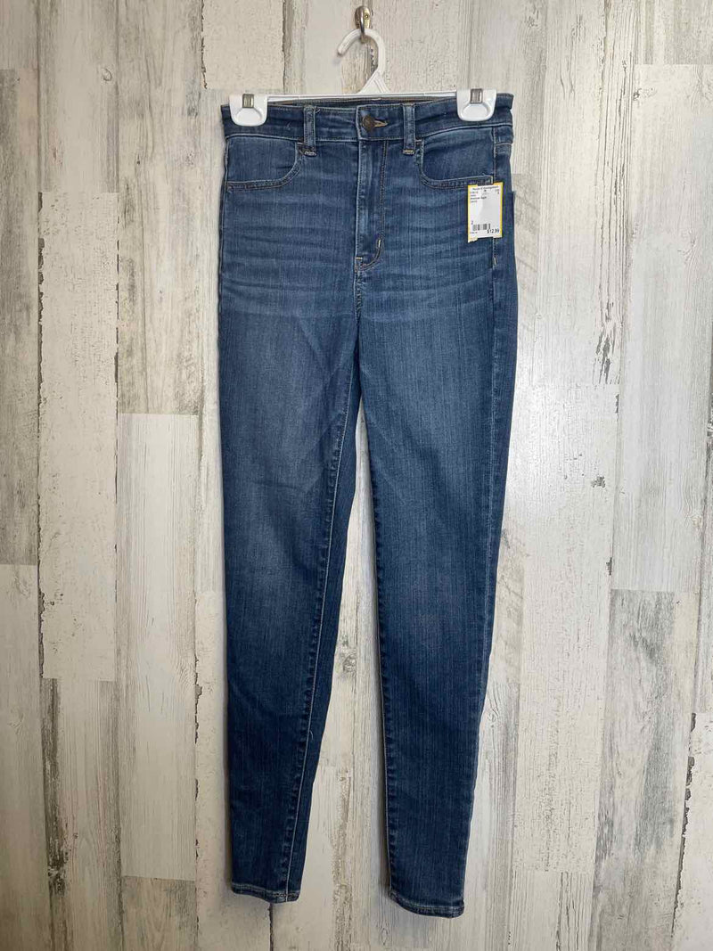Size 2 American Eagle Jeans