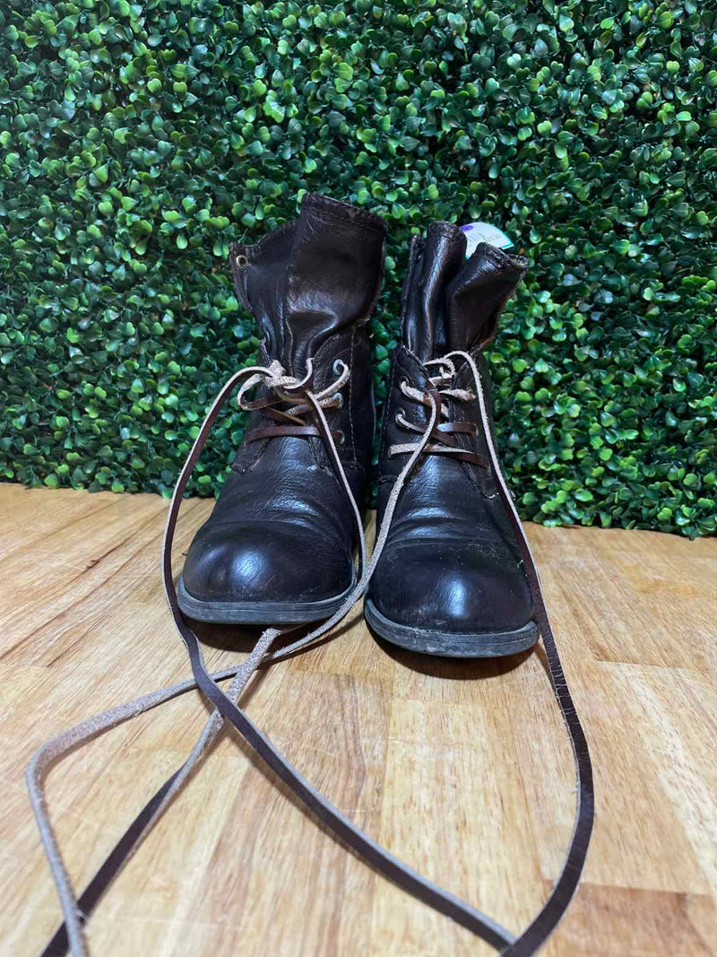 Shoe Size 8 Rocket Dog Boots