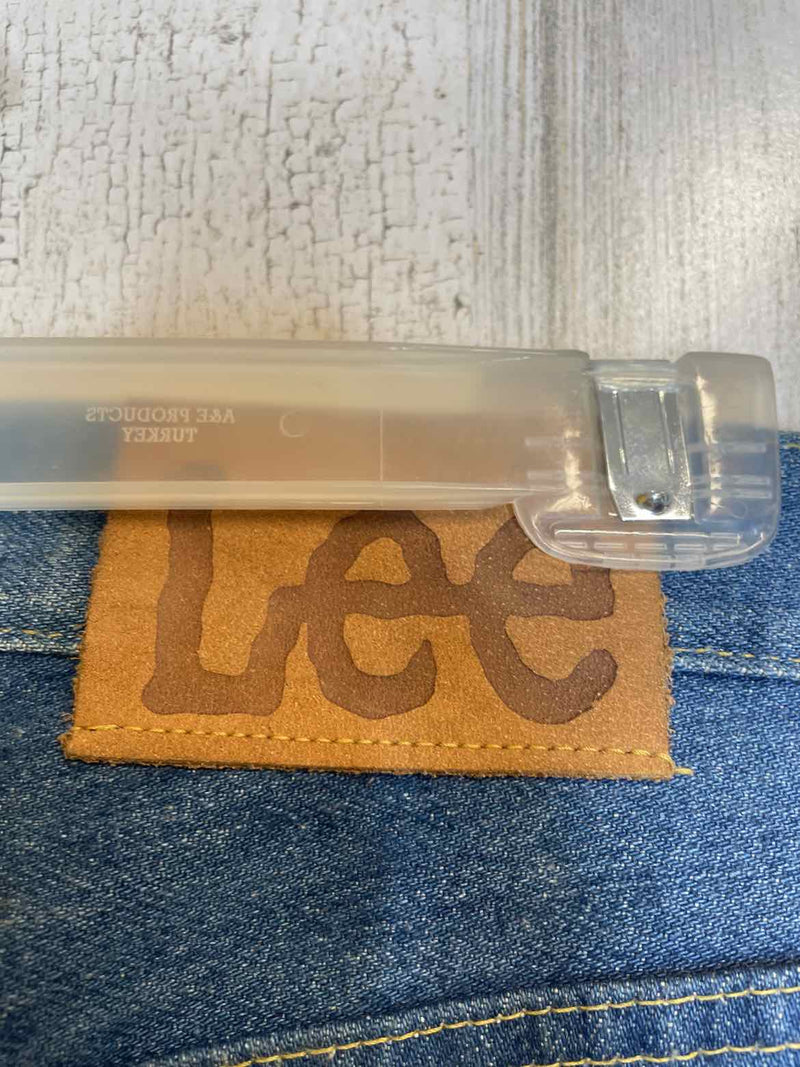 Size 27 Lee Jeans