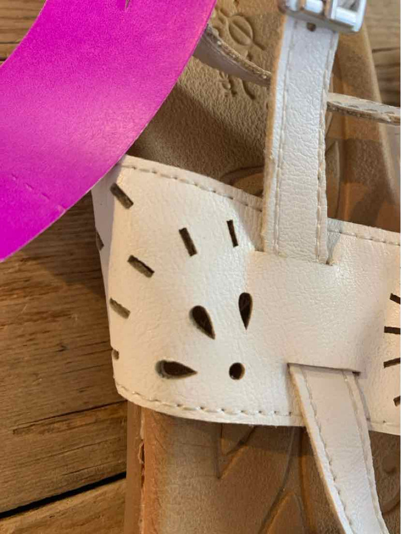Shoe Size 7 Born Sandals