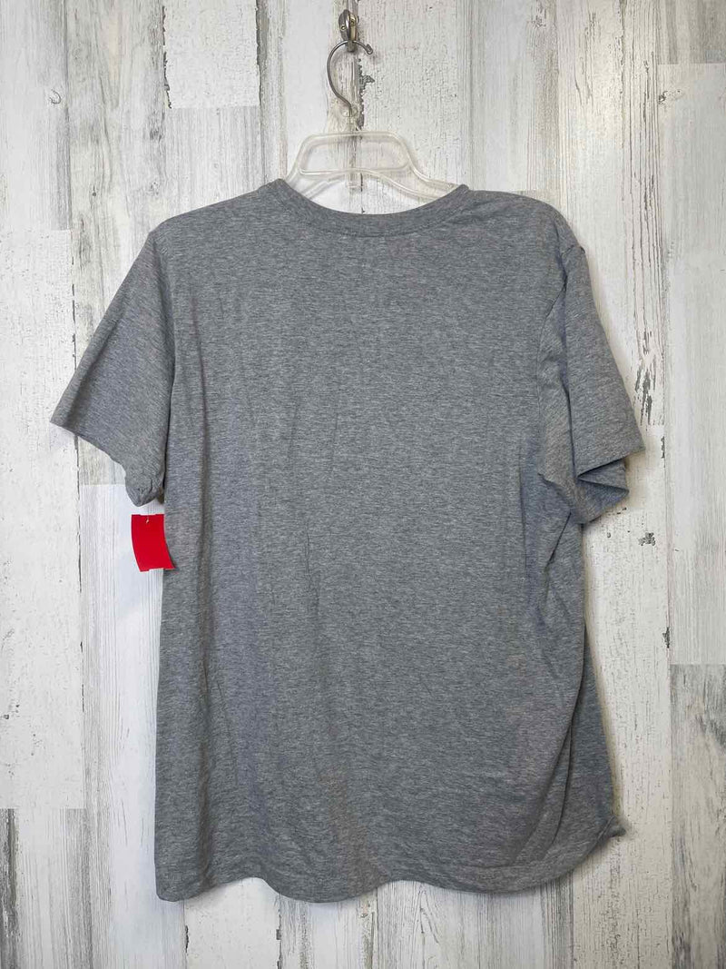 Size L Nike Shirt