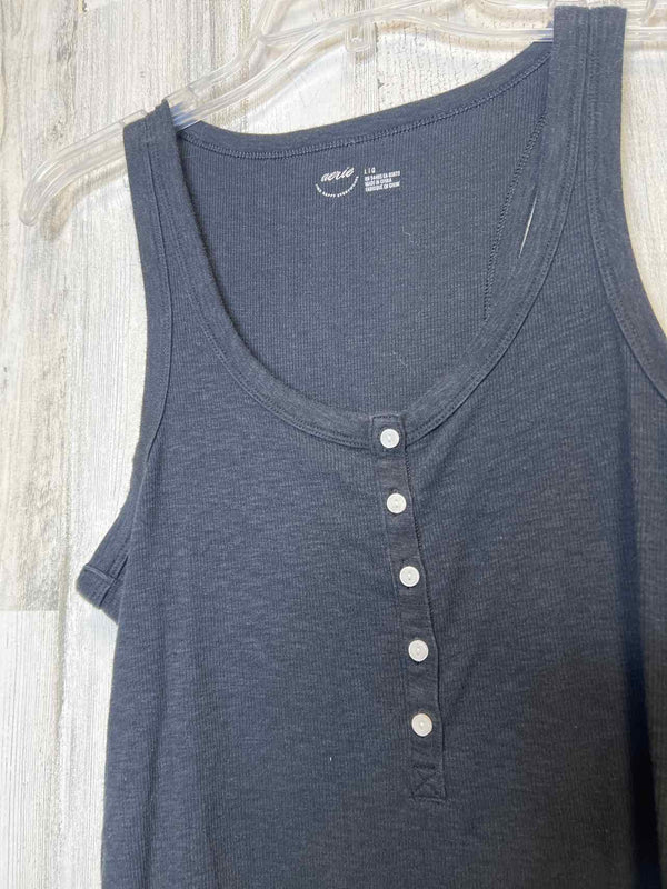 Aerie Size L Shirt