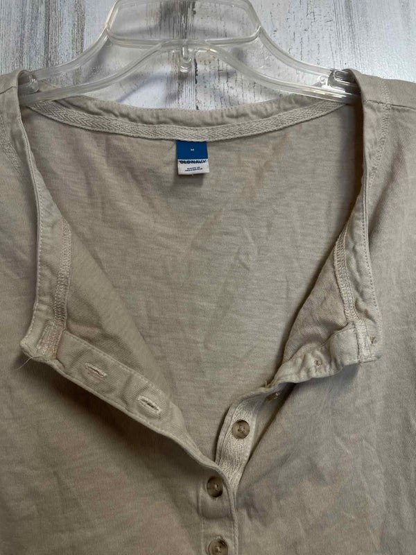 Old Navy Size M Shirt