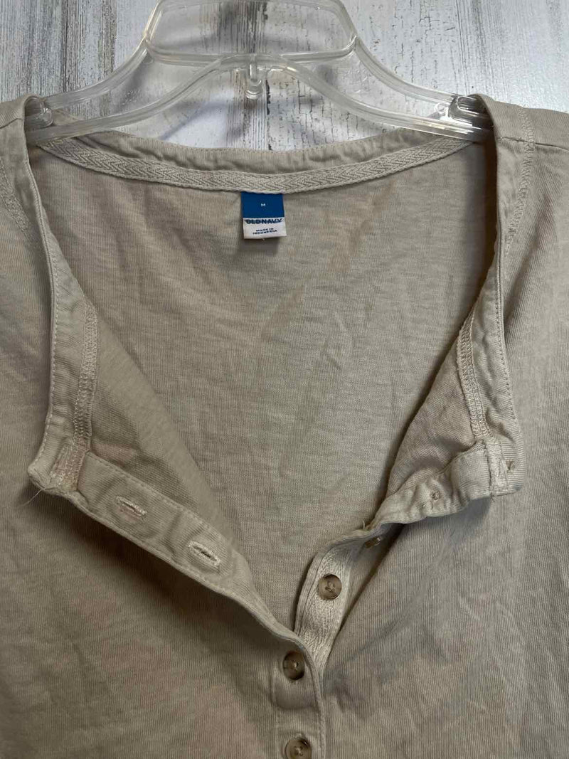Old Navy Size M Shirt
