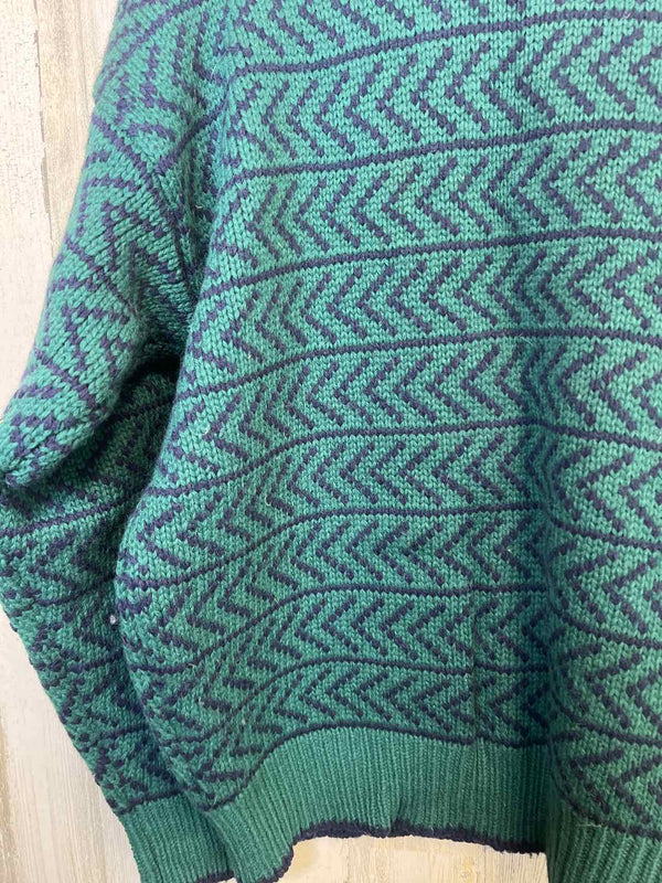 Size M GAP Sweater