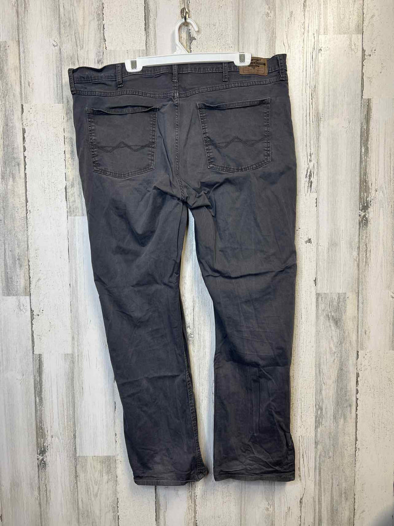 Size 40/30 Wrangler Jeans