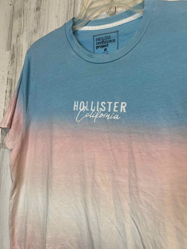 Size M Hollister Shirt