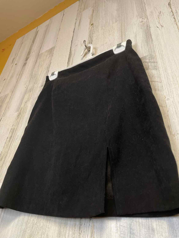 Size 6 Bentley Skirt