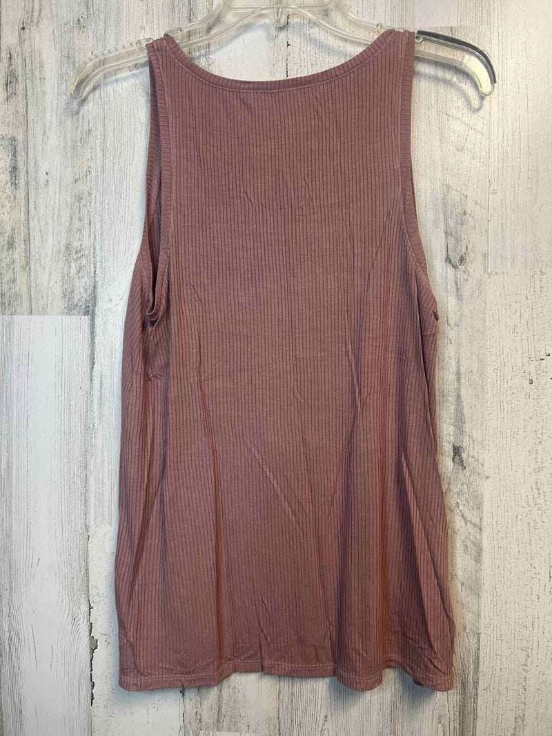 American Eagle Size M Shirt