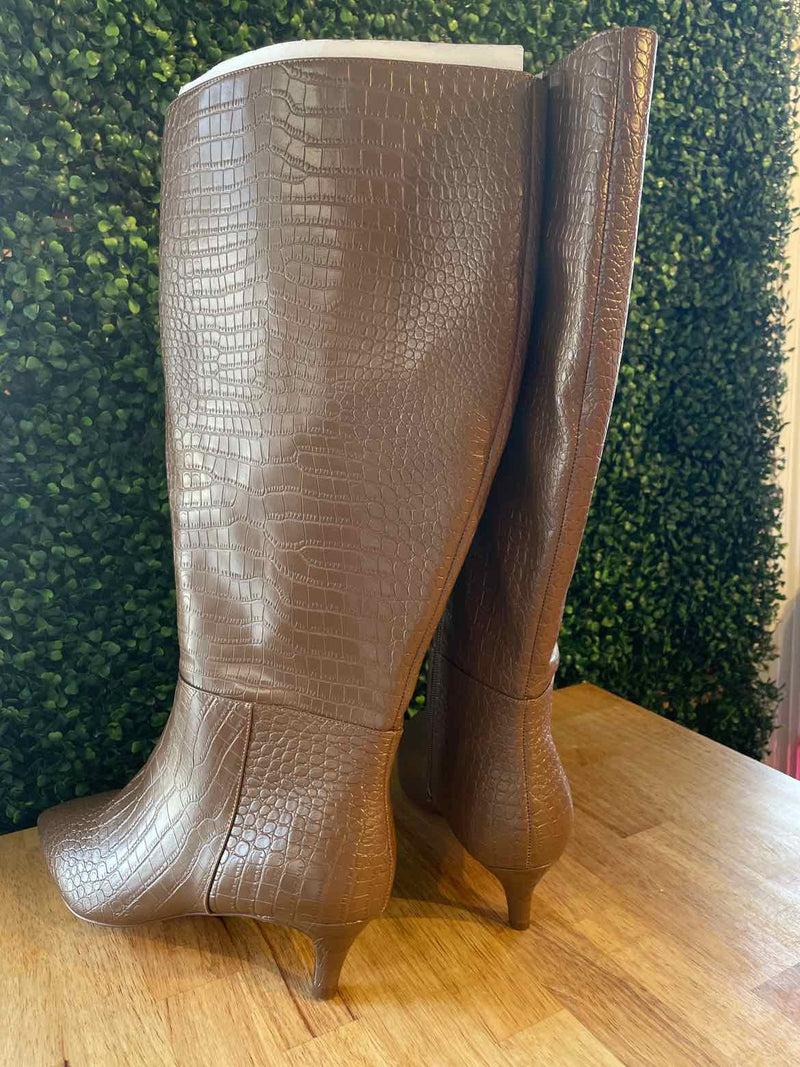 Shoe Size 10 Comfort View Boots