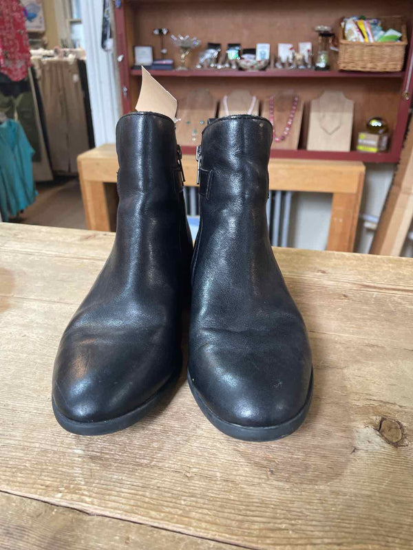 Shoe Size 6.5 Born Boots