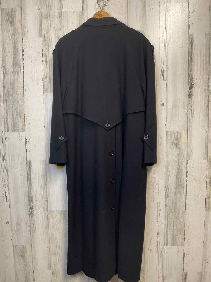International Scene Size 9/10 Jacket