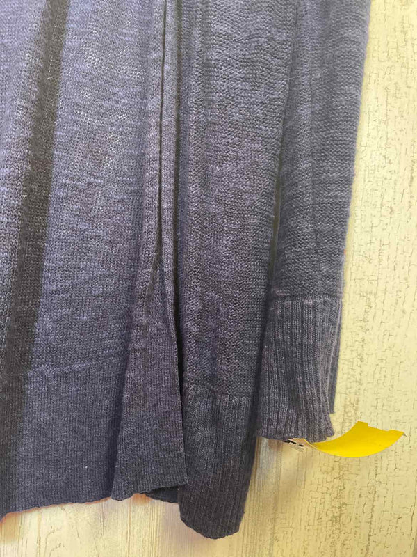 Size M GAP Cardigan