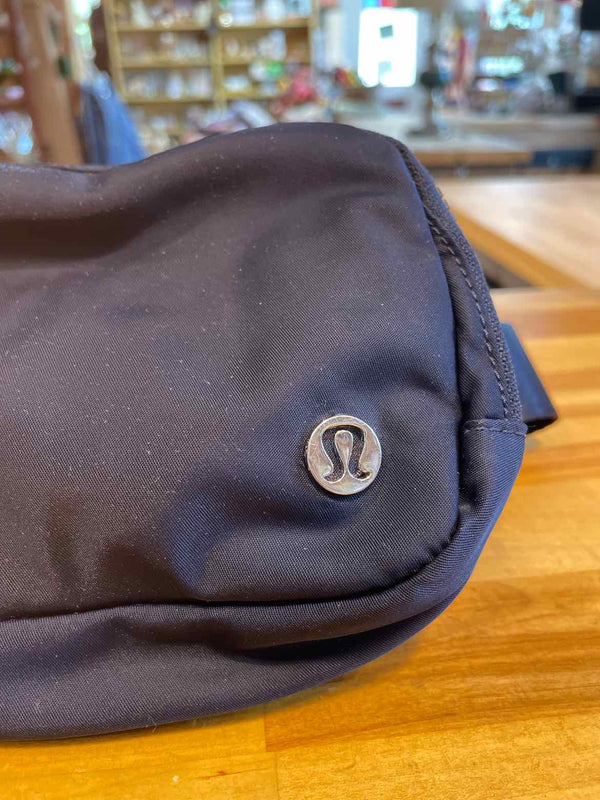 LuLuLemon Purse