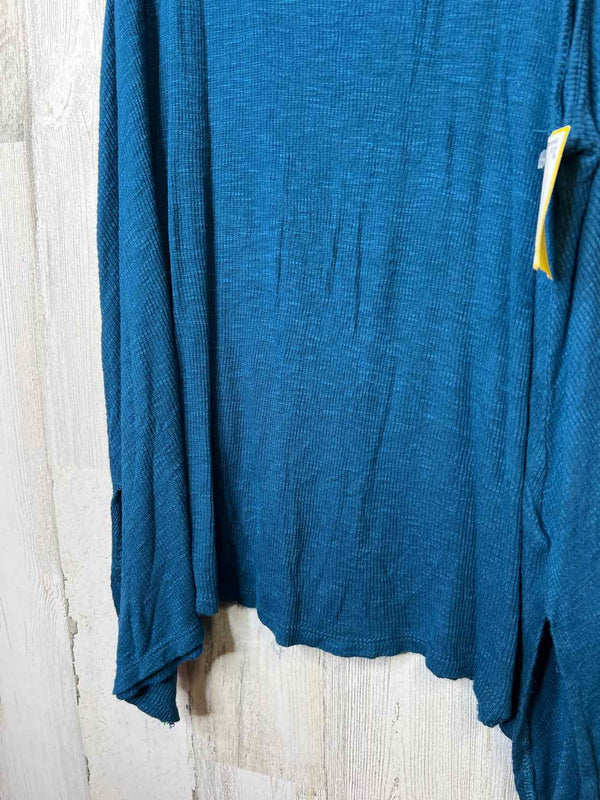 Boutique Size XL Shirt