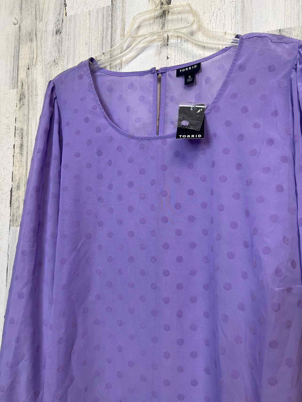 Torrid Size 2X Shirt