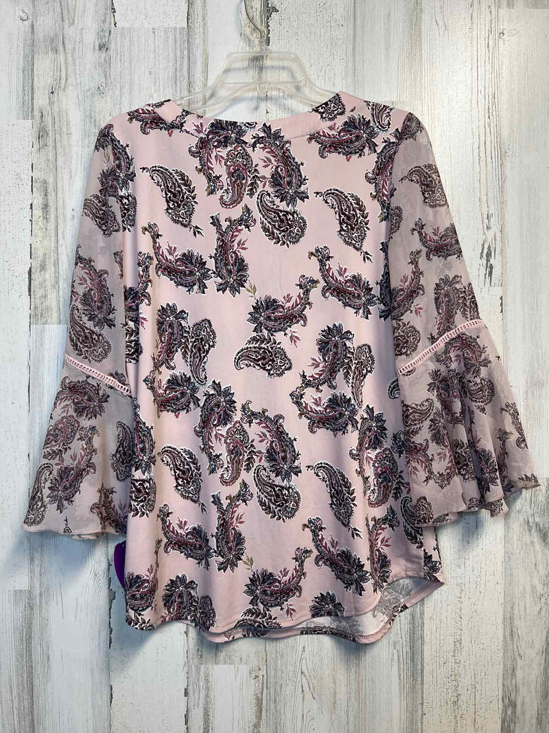 Boutique Size M Shirt