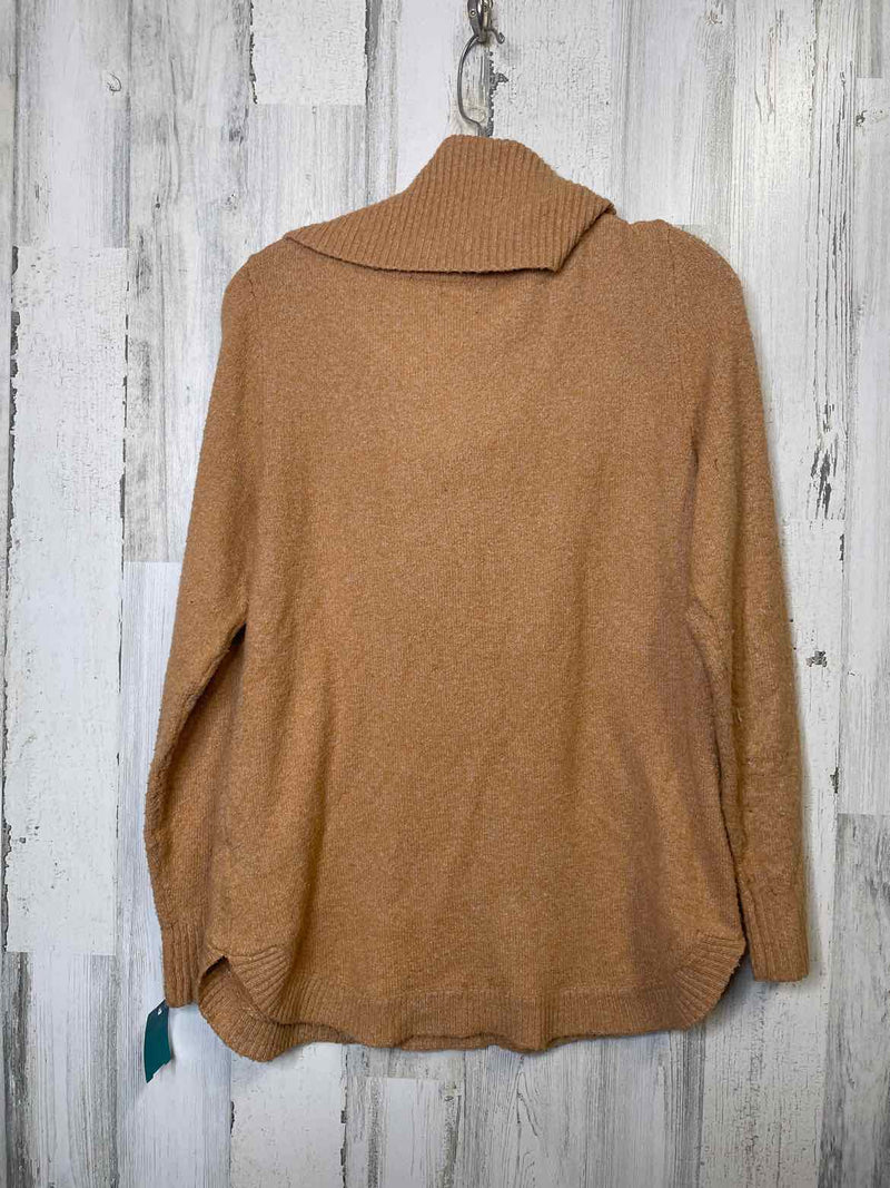 Tahari Size S Sweater