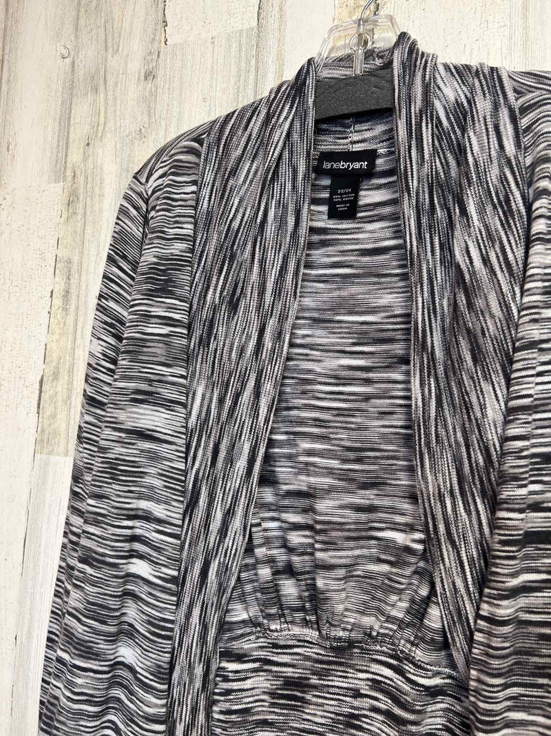 Size 22/24 Lane BRYANT Cardigan