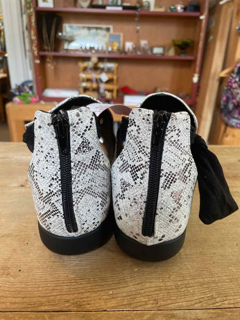 Shoe Size 11 Comfort View Shoes