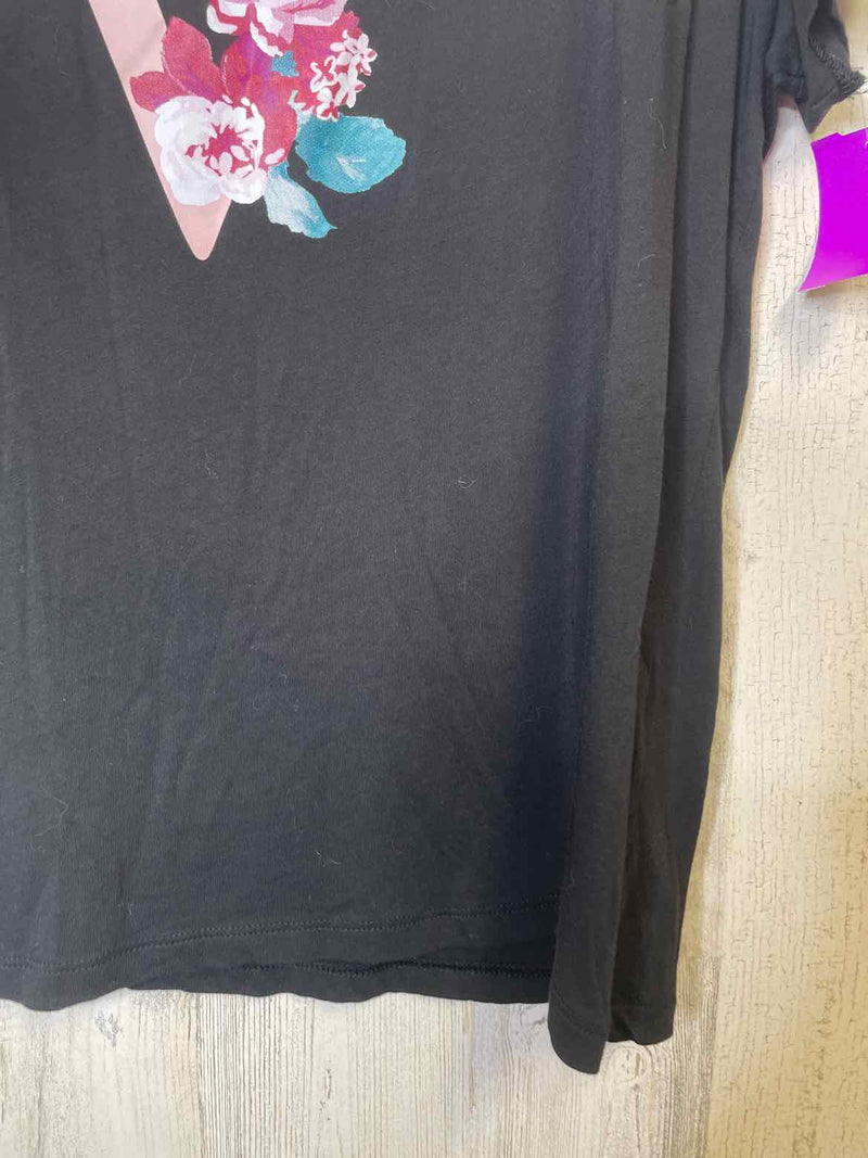 Victoria's Secret Size L Shirt